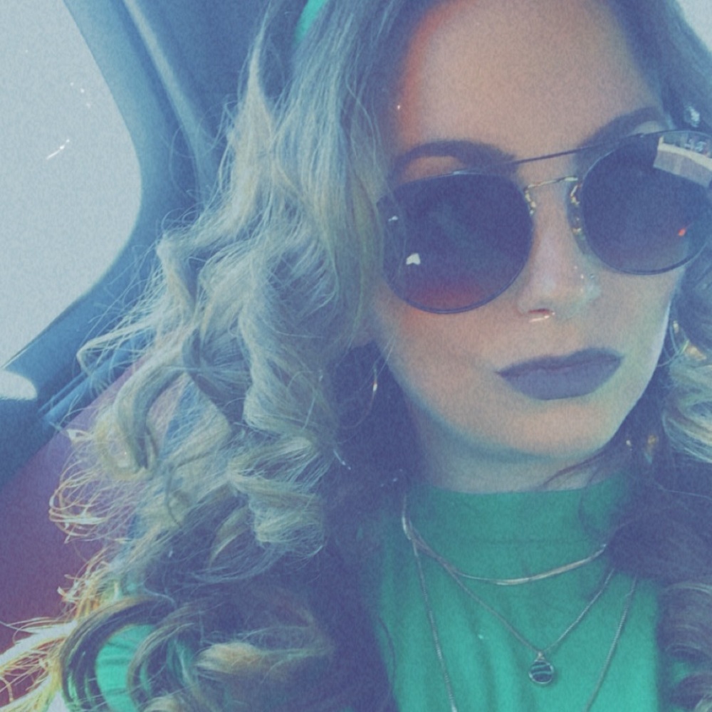 Meet your Posher, Sabrina